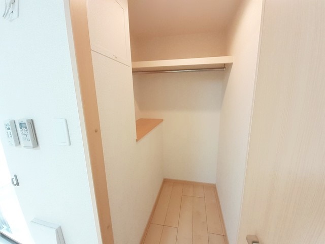 収納　たっぷりとした収納スペースです♪