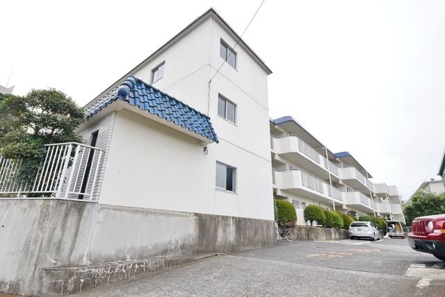 建物外観　★閑静な住宅街のしっかりとしたマンションです★