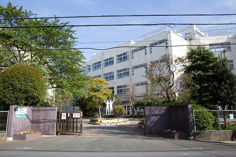 小学校　市川市立新浜小学校（小学校）まで350m