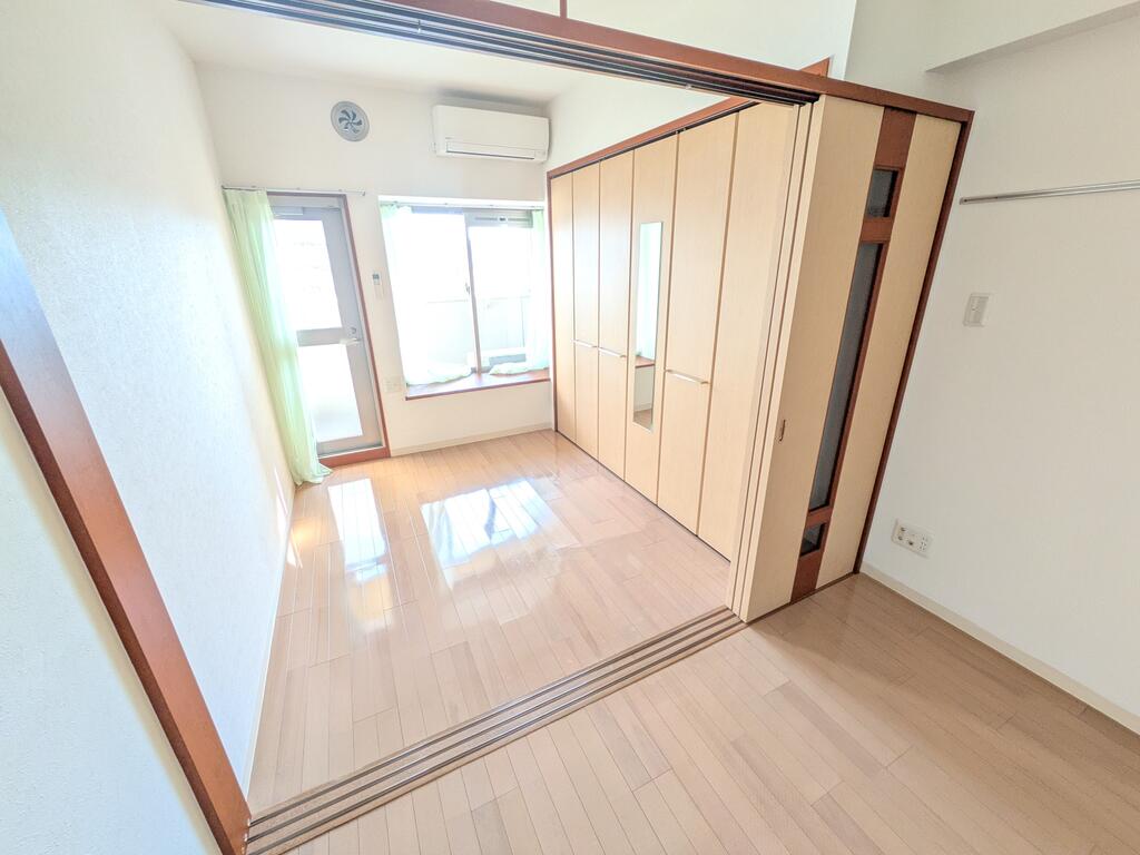 その他部屋・スペース　★暑い夏、寒い冬には欠かせない☆エアコン付きです(^▽^)★
