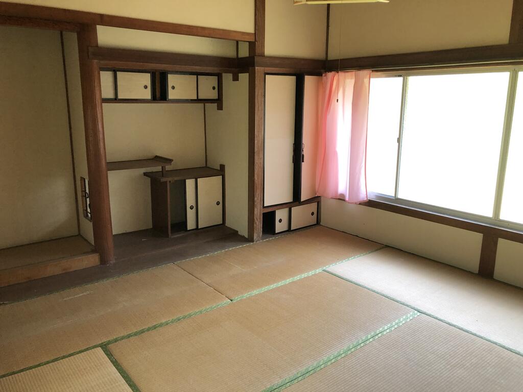 山門5丁目貸家の居間写真