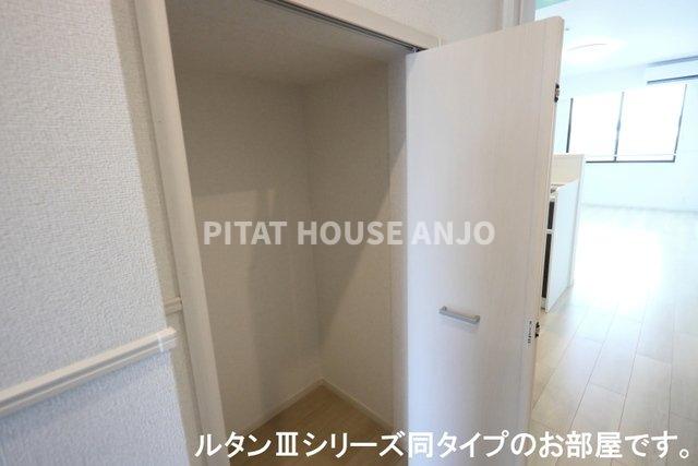 収納　ちょっとした収納スペースも充実しています
