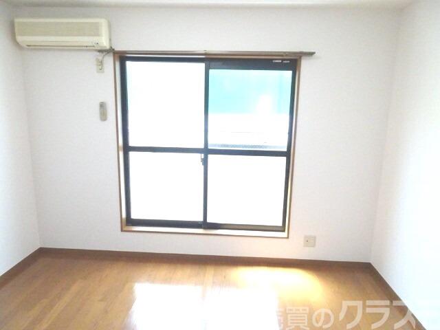 居室・リビング　明るいお部屋です♪