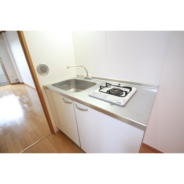 キッチン　別部屋写真です。