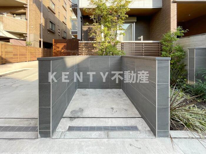 その他　ごみ置き場