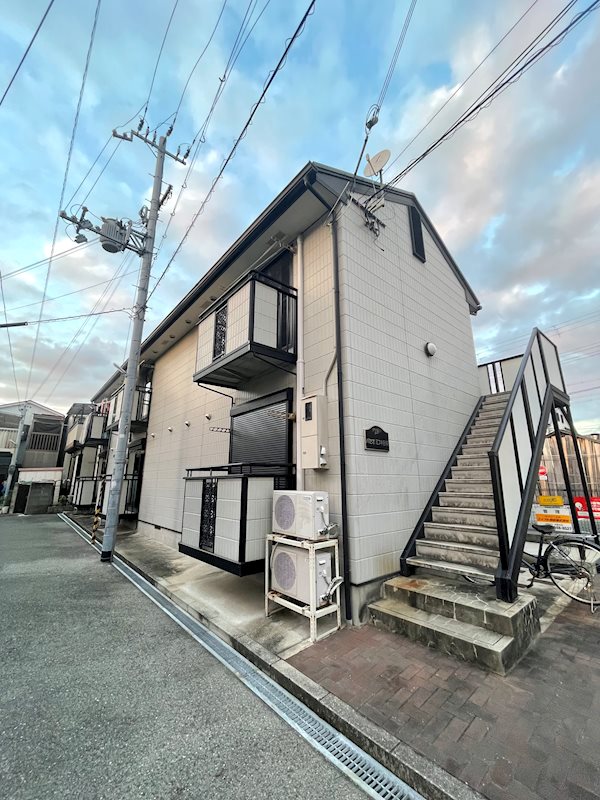 建物外観　外はこのようになっています