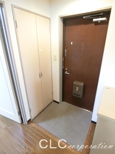 玄関　参考写真