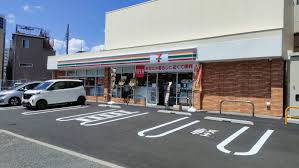 コンビニ　セブンイレブン北区岩淵北本通り店（コンビニ）まで587m