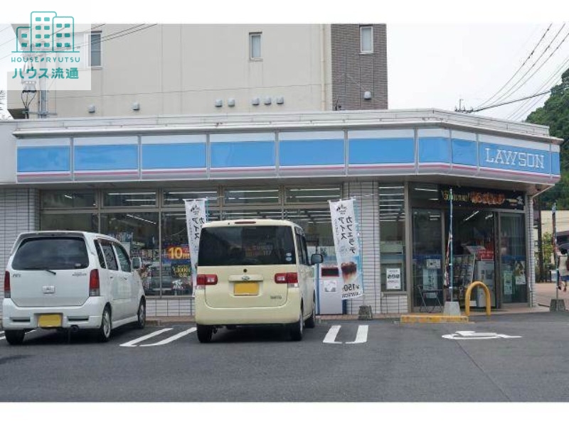 コンビニ　ローソン長崎滑石2丁目店（コンビニ）まで401m