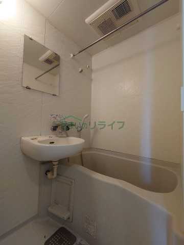 バス・シャワールーム　パレステュディオ本郷東大前 別部屋　間取り同じ