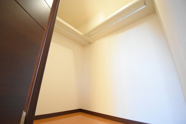 収納　別部屋参考写真、現況優先になります。