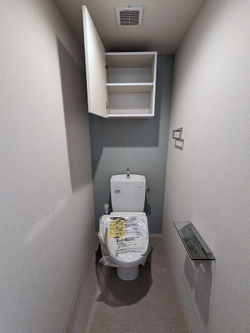 トイレ　温水洗浄暖房便座付き