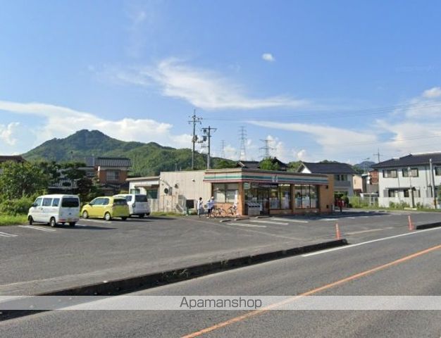 コンビニ　セブンイレブン（コンビニ）まで1978m