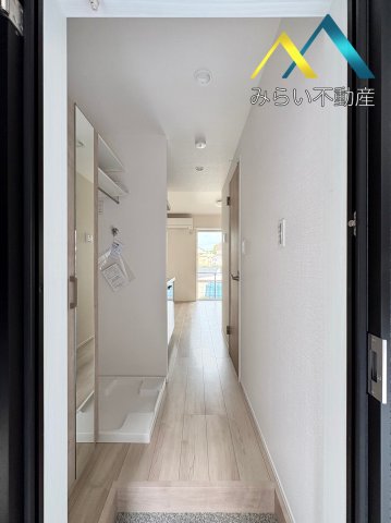 玄関　自社撮影写真