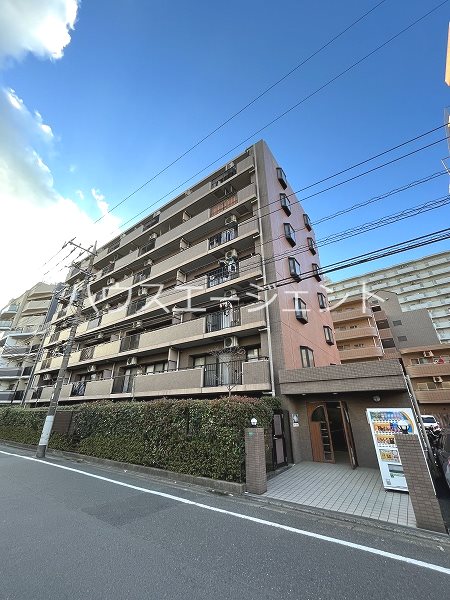 建物外観　生活環境充実の高級賃貸マンションです