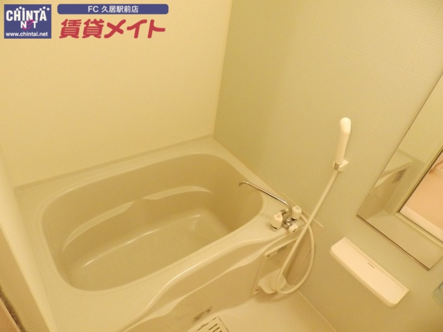 バス・シャワールーム　同型タイプ写真