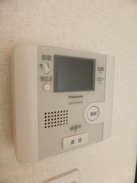 セキュリティ　来客の顔が見えて安心！TVモニターホン付きです♪