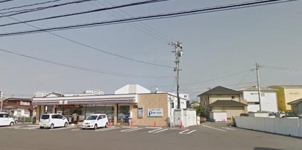 コンビニ　セブンイレブン宮崎芳士店（コンビニ）まで629m