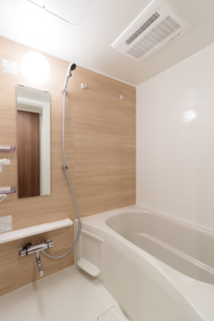 バス・シャワールーム　※写真は同タイプ住戸です。