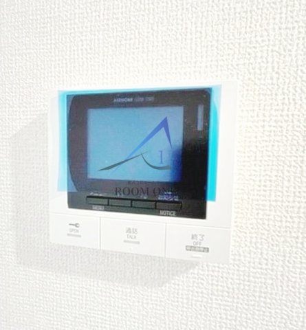 セキュリティ　モニター付きインターホンです。