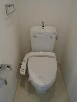 トイレ　※別部屋の参考写真です。