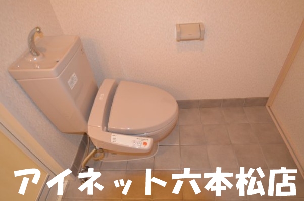 トイレ　清潔感のある空間です