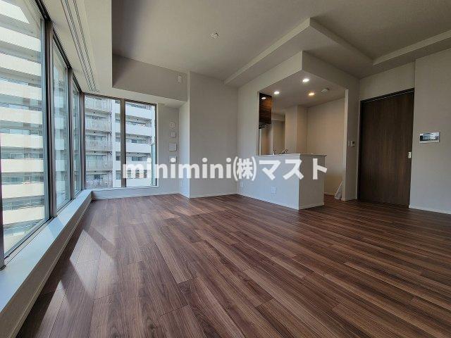 居室・リビング　同マンション内・別部屋参考写真