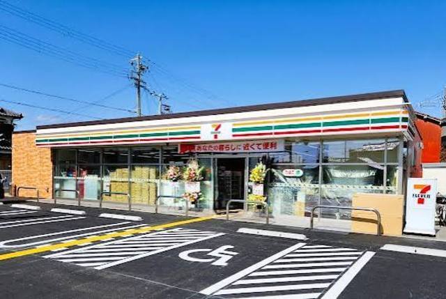 コンビニ　セブンイレブン　姫路城東町竹之門店（コンビニ）まで376m