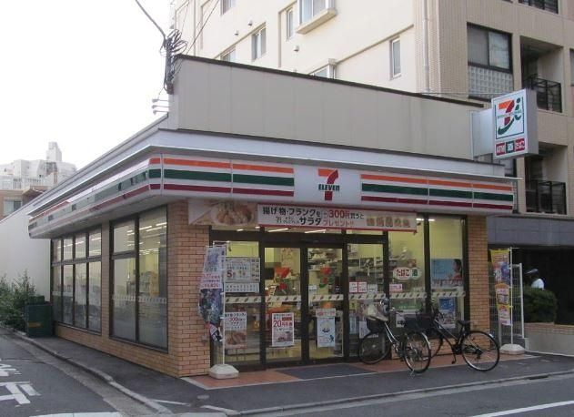 コンビニ　セブンイレブン 千住宮元町店（コンビニ）まで123m