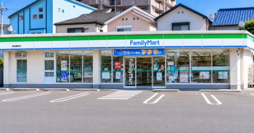 コンビニ　ファミリーマート 熱田切戸町店（コンビニ）まで527m