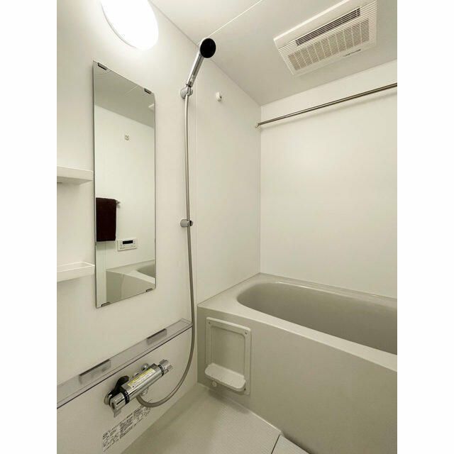 バス・シャワールーム　写真は同タイプ住居です。