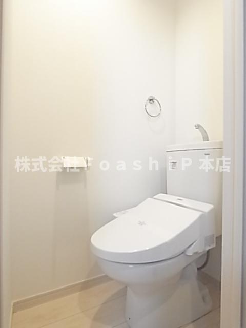 ＪＲ中央線 国分寺駅 徒歩8分 3階建 築11年のトイレ写真