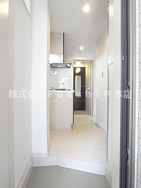 ＪＲ中央線 国分寺駅 徒歩8分 3階建 築11年の玄関写真
