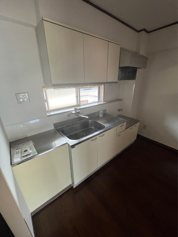 キッチン　※他部屋参考写真