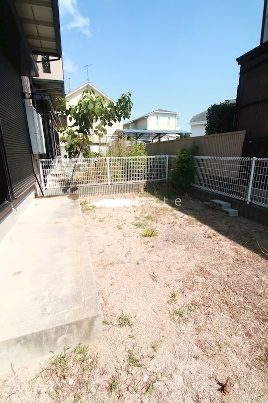ＪＲ山陽本線 垂水駅 バス乗車時間：15分 最寄りバス停で下車 徒歩5分 2階建 築30年の内装写真