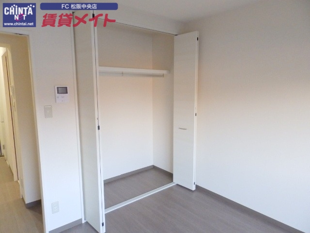 収納　別部屋反転参考写真