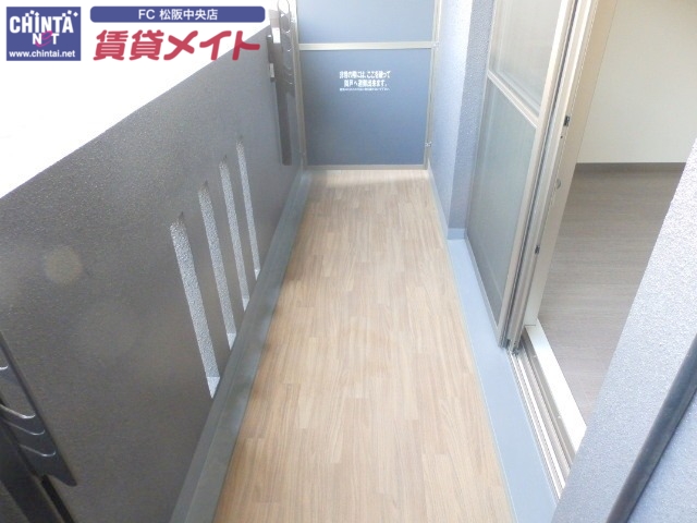 バルコニー　別部屋反転参考写真