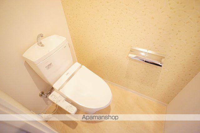 近鉄奈良線 新大宮駅 徒歩16分 8階建 築10年のトイレ写真