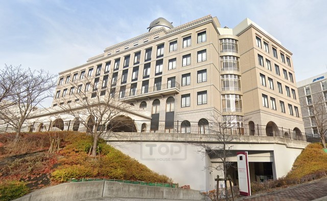 病院　彩都友紘会病院（病院）まで517m