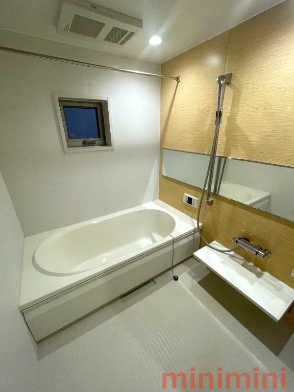 阪急京都線 茨木市駅 徒歩7分 2階建 築8年の風呂写真