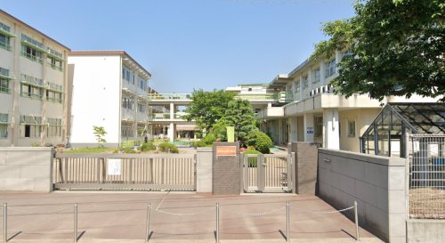 小学校　倉敷市立万寿小学校（小学校）まで407m