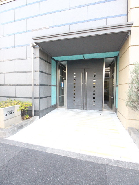 西宮アネックスの外観写真