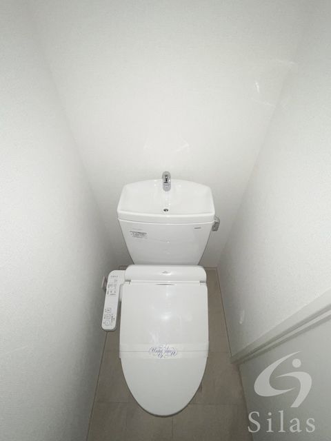 阪神本線 鳴尾・武庫川女子大前駅 徒歩5分 7階建 築6年のトイレ写真