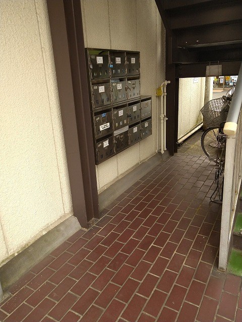 京急本線 立会川駅 徒歩5分 4階建 築43年の外観写真