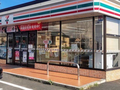 コンビニ　セブンイレブン 浜松東町店（コンビニ）まで731m
