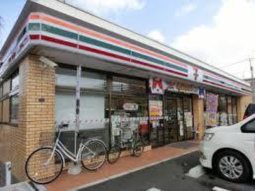 コンビニ　セブンイレブン横浜馬場４丁目店（コンビニ）まで248m