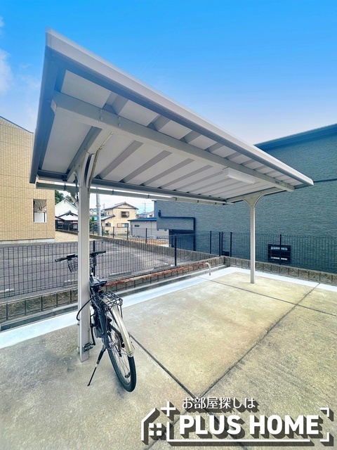 ＪＲ阪和線 六十谷駅 徒歩10分 2階建 築18年の外観写真