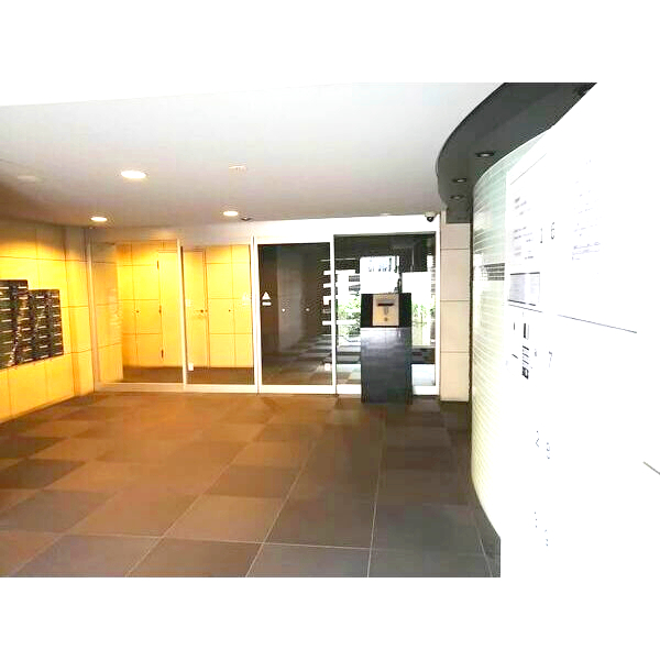 地下鉄千日前線 桜川駅 徒歩2分 12階建 築18年の外観写真