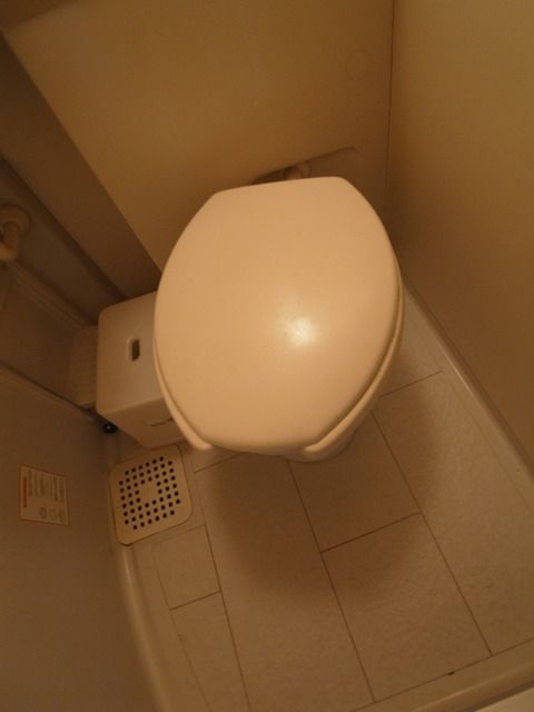 トイレ　別号室　参考写真