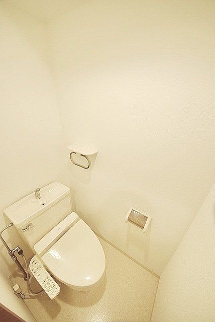 トイレ　別部屋参照